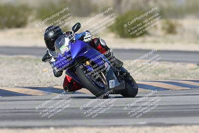 media/Jan-15-2026-Racers Edge (Thu) [[dfebeb70ab]]/3-B Group/Session 4 (Turn 5)/